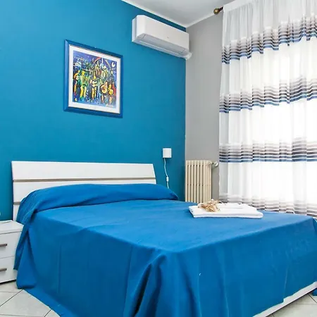 Bluemarine Guest house *